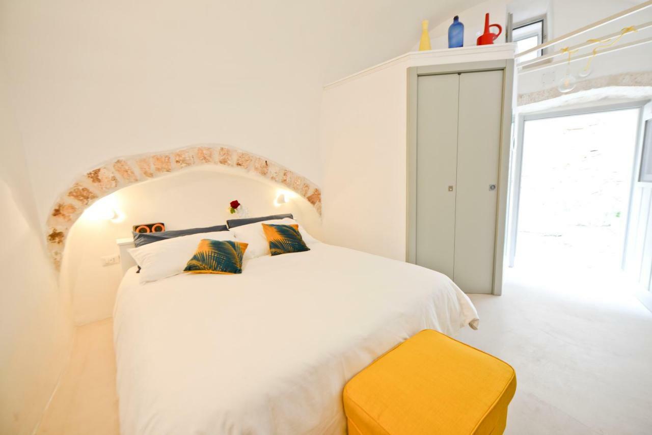 Le Nicchie Villa ออสตูนี ภายนอก รูปภาพ